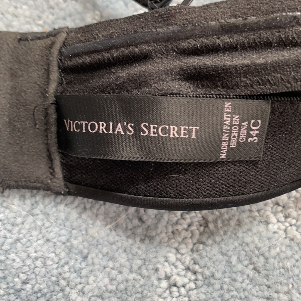 Victoria’s Secret Strapless Push Up Bra - Picture 3 of 3
